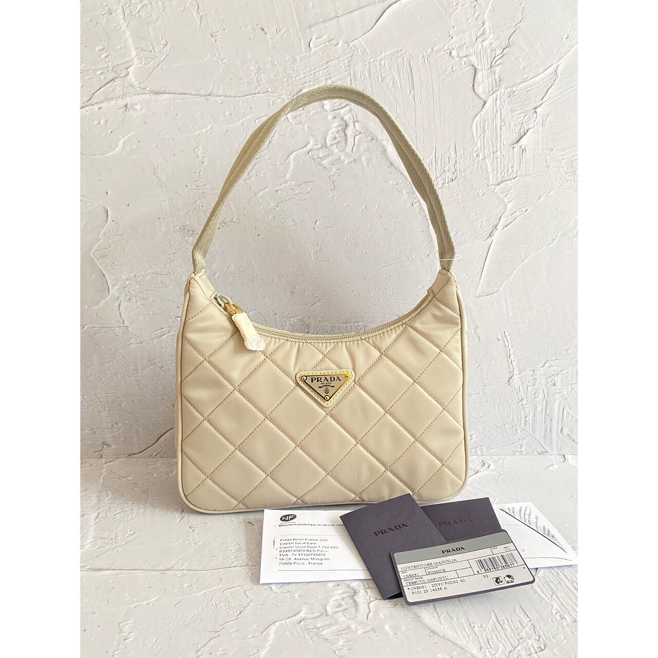 ショルダーバッグ・ポシェット PRADA CONTENITORE MANIGLIA 1NE051 2DYC F0002 tas shoulder-bag Prada 1NE051 Contenitore Maniglia Pomice